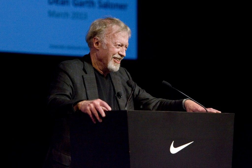  Hành trình xây dựng đế chế Nike: Bài học từ "Gã nghiện giày" 