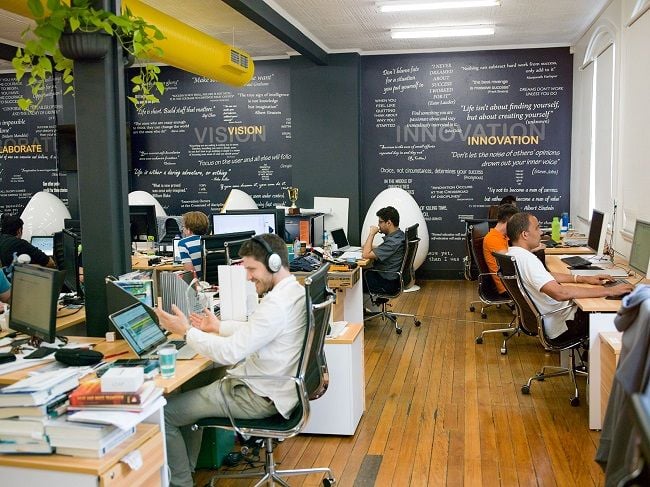  Xây dựng Thương hiệu: Một Hành Trình Của Mục Đích, Cá Tính và Giá Trị