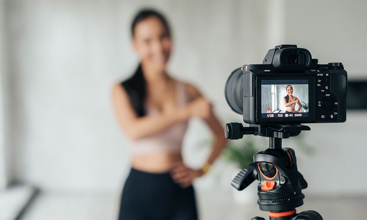  Livestream Influencer Marketing: Chiến lược Truyền thông Hiệu quả Trong Mùa Dịch
