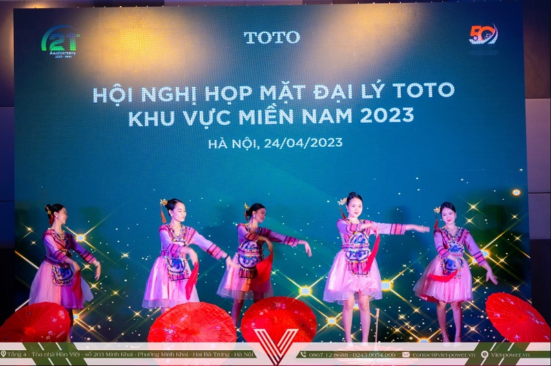  Hội nghị Khách hàng: Chiến Lược Phát Triển Doanh Nghiệp