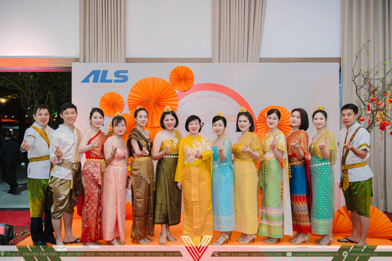 Tiệc Year End Party: Hướng dẫn Tổ chức Hoàn hảo cho Doanh nghiệp