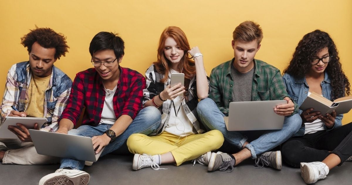  Thế hệ Gen Z: Động lực thúc đẩy sự thay đổi trong ngành thời trang