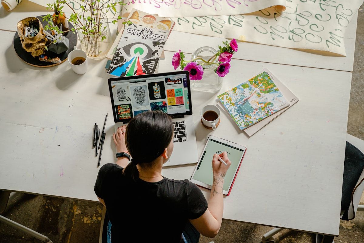          Xây dựng và Phát triển Agency: Những Quyết Định Chiến Lược và Vấn Đề Quản Lý        