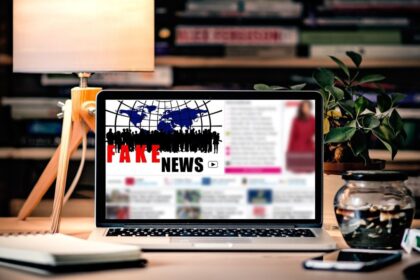 Thận trọng với thông tin trên mạng xã hội: “Nếu miễn phí, bạn là sản phẩm”