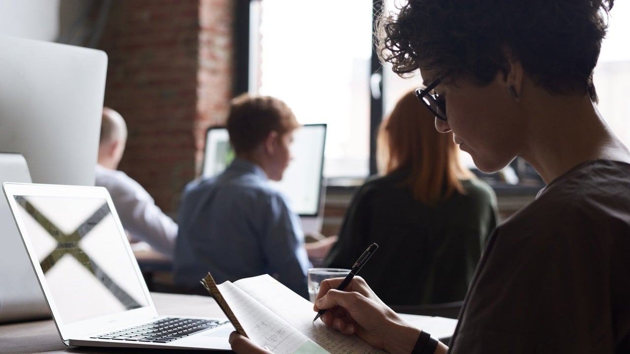  Sự Phát Triển Của Digital Marketing: Cơ Hội Và Thách Thức Trong 10 Năm Tới