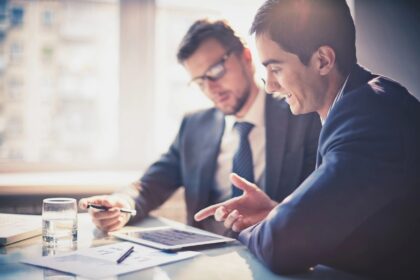 Quyết Định Chiến Lược của CEO trong Chuyển Đổi Số