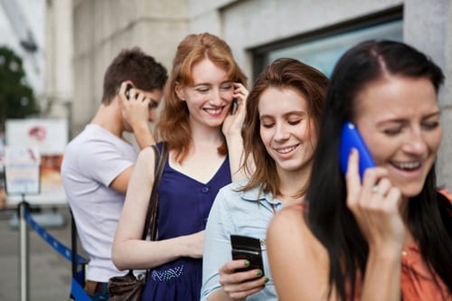              Sự phụ thuộc vào công nghệ: Lợi ích và hệ lụy trong thời đại kỹ thuật số            