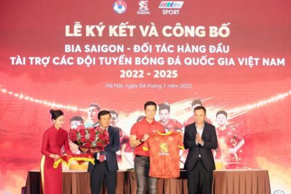 Sabeco Trở Thành Đối Tác Hàng Đầu Của Đội Tuyển Bóng Đá Quốc Gia Việt Nam