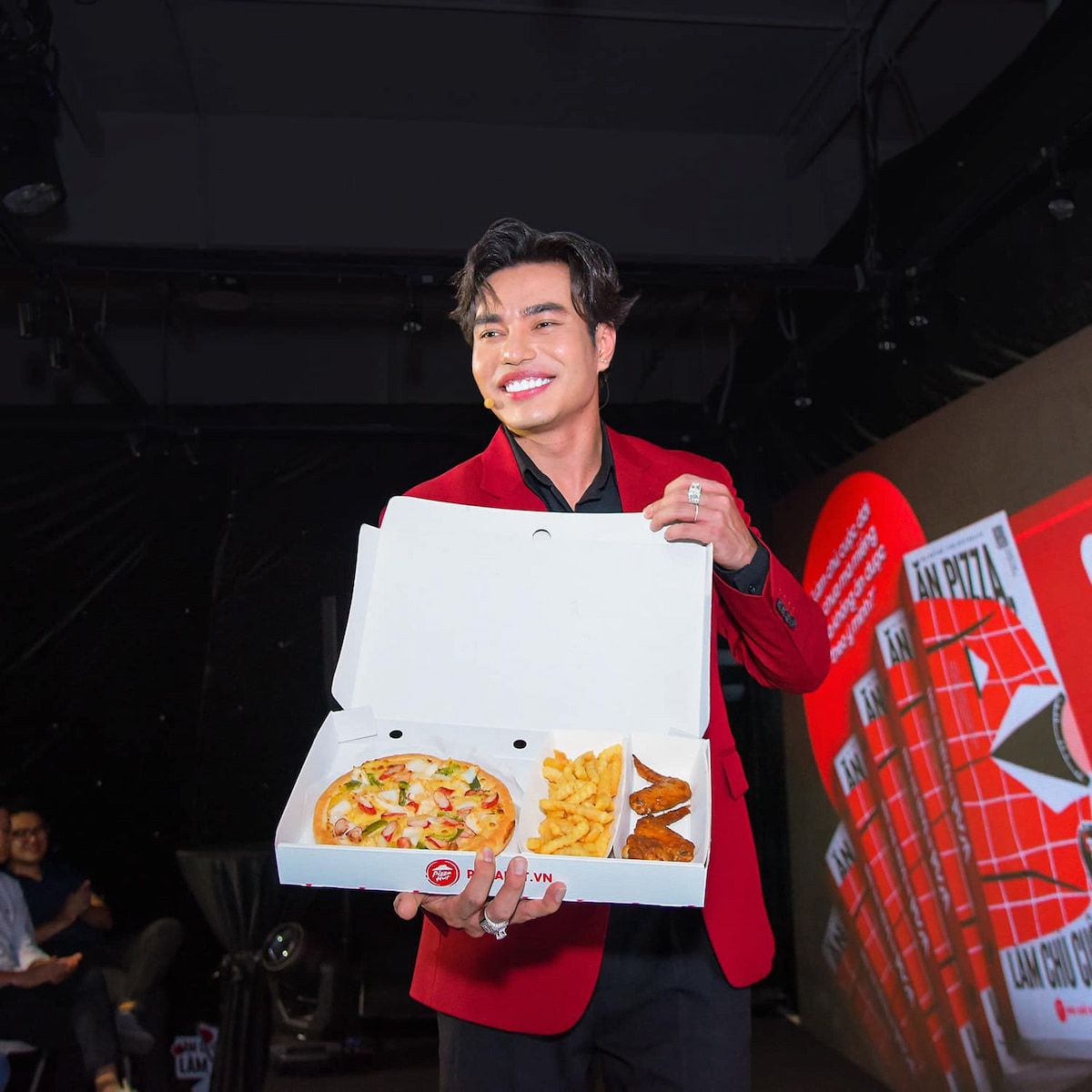          Chiến dịch Đột Phá của Pizza Hut: "Làm Chủ Miếng Ăn, Làm Chủ Cuộc Đời"        