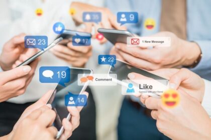 Tình hình toàn cầu về công nghệ số: Sự tăng trưởng và sự thay đổi trong năm 2022