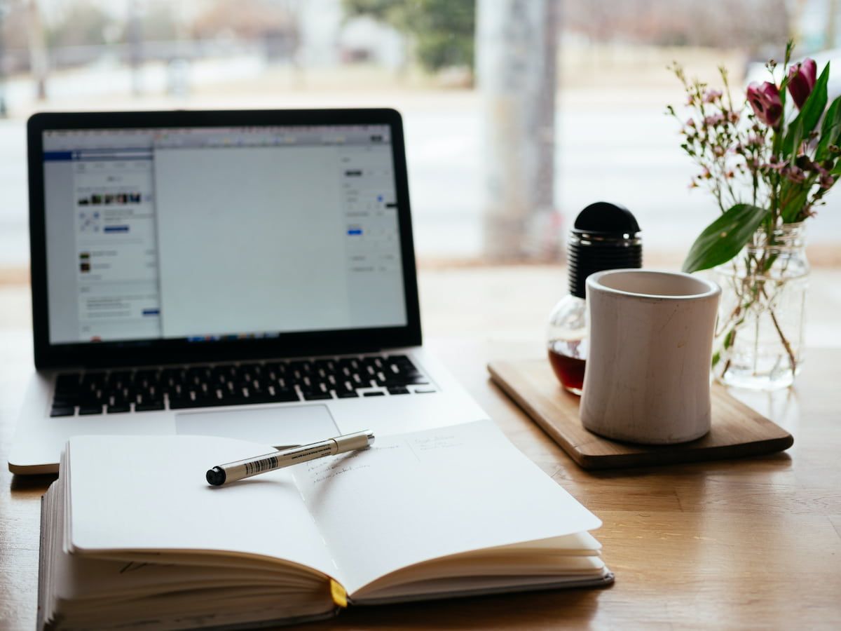  Tự viết content: Bí quyết thành công cho doanh nghiệp