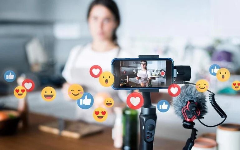  Bí quyết thu hút khách hàng bằng nội dung Facebook và Instagram Live