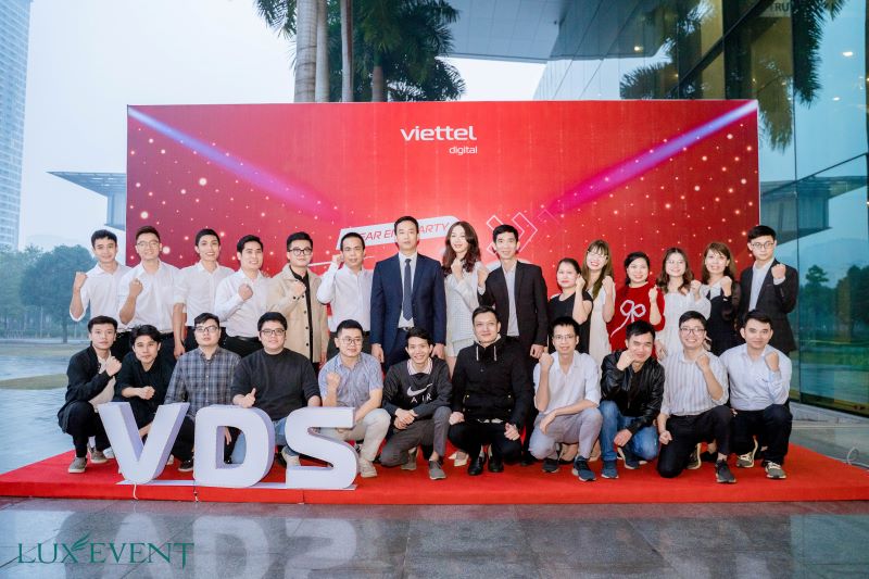  Quy trình Chi Tiết để Tổ Chức Tiệc Year End Party Thành Công