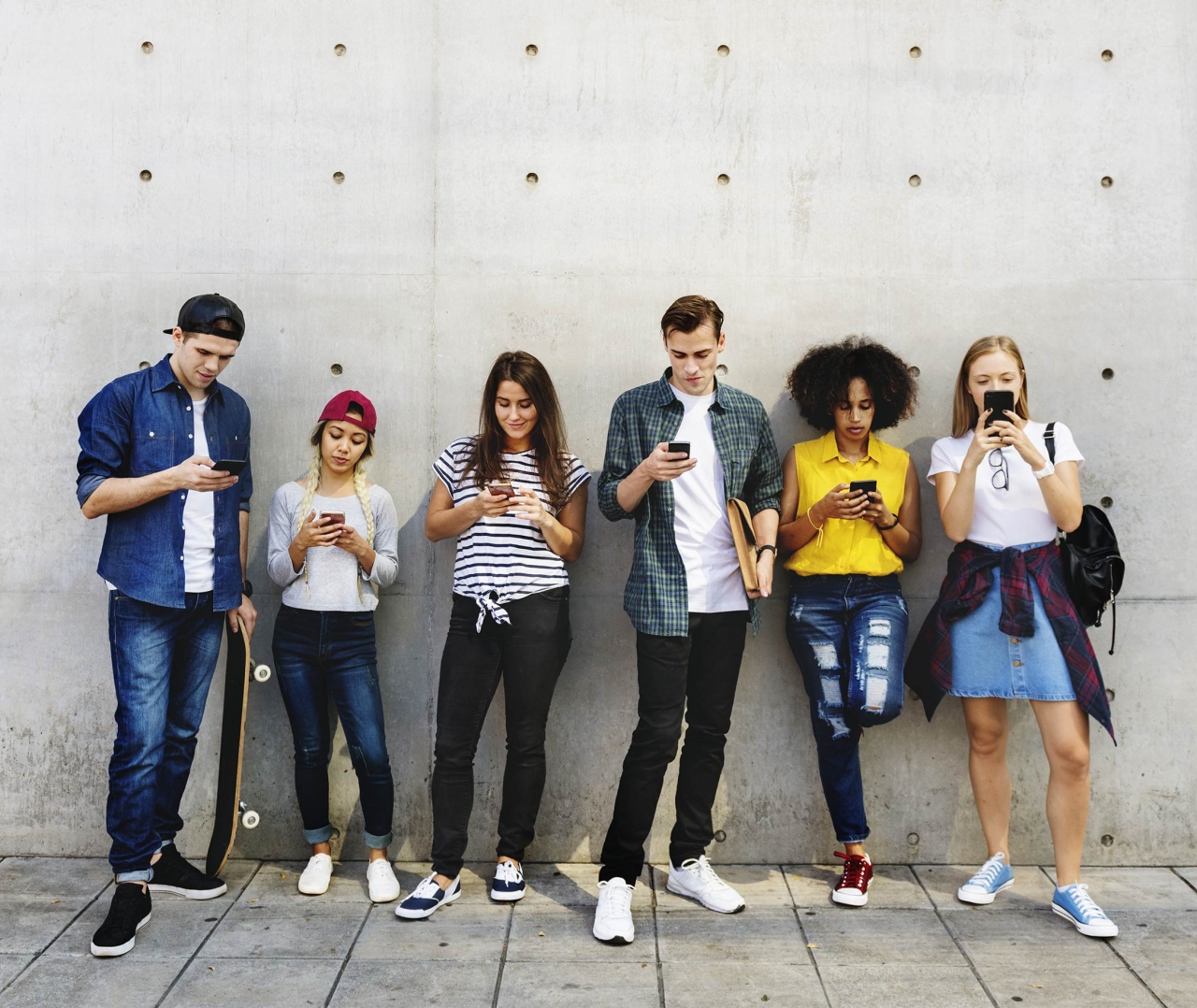 ##  Gen Z: Thế hệ bản địa số và sự thay đổi trong hành vi tiêu dùng 