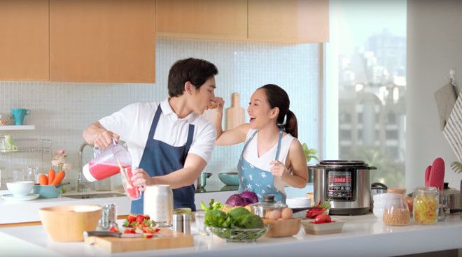  Bluestone: Từ tình yêu đến sự vỡ mộng