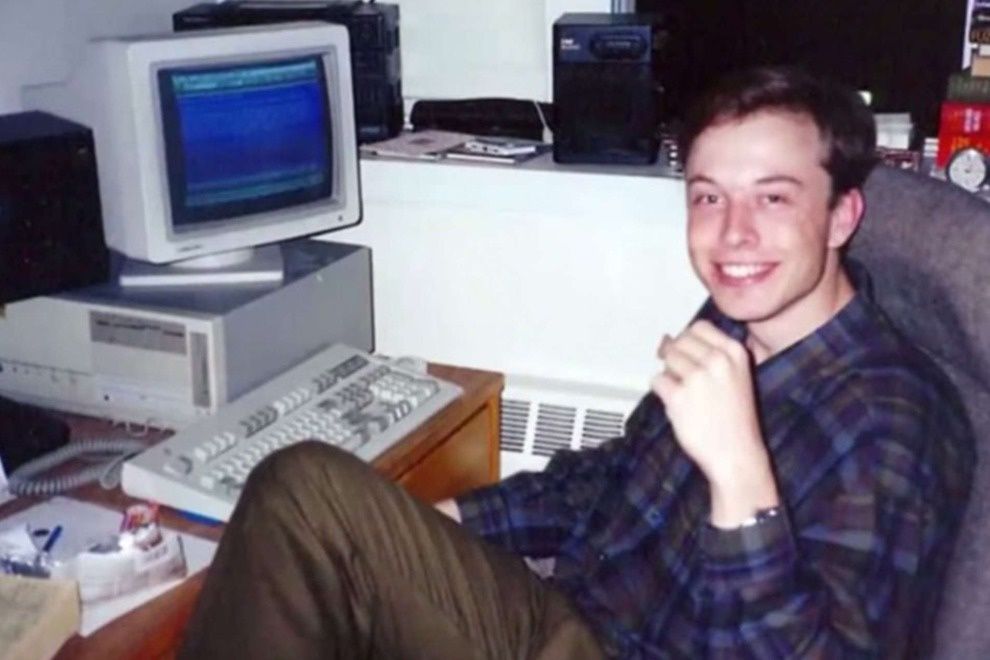  Elon Musk: Người tiên phong của công nghệ và không gian