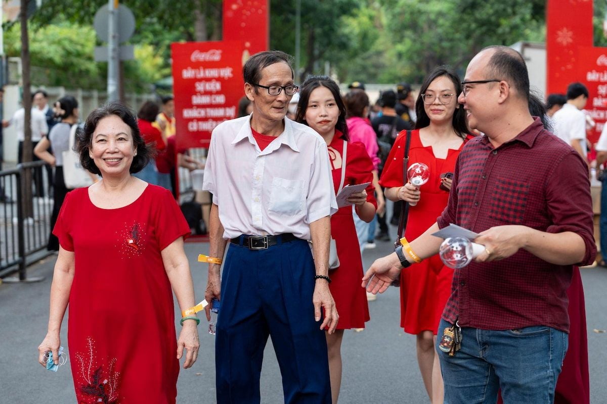  6 Yếu Tố Ấn Tượng Của Sự Kiện "Bàn Tiệc Tết Diệu Kỳ" Của Coca-Cola