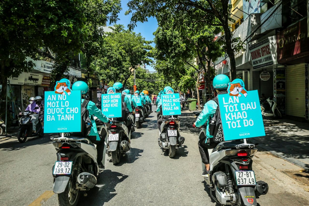              Chiến lược cạnh tranh trong nền kinh tế chia sẻ: Bài học từ Grab, Uber và Gojek            