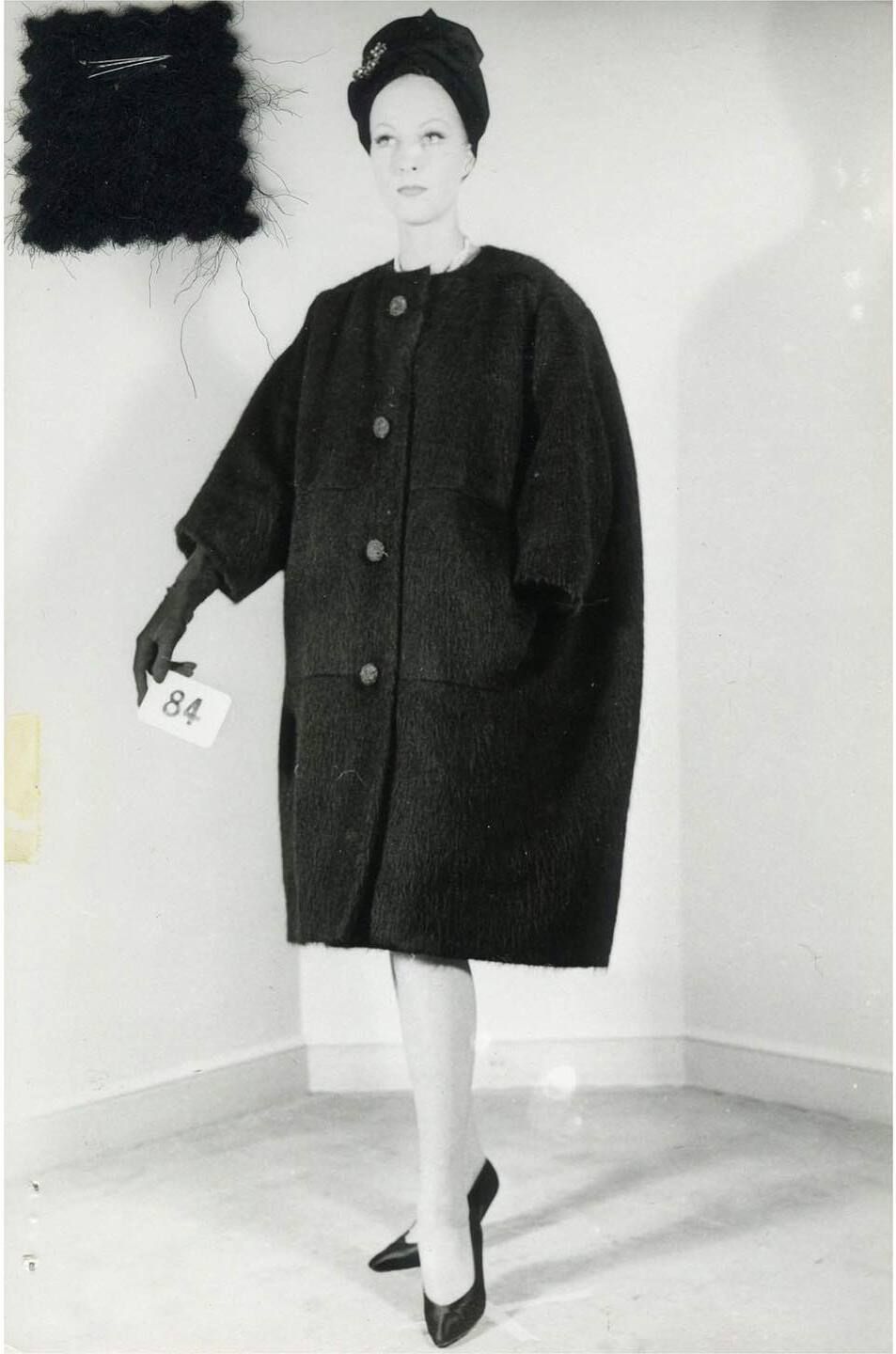  Cristóbal Balenciaga: Kiến trúc sư của thời trang cao cấp