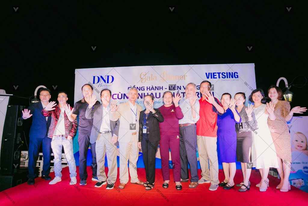  Tầm quan trọng của tiệc tri ân khách hàng: Chiến lược gắn kết và duy trì mối quan hệ