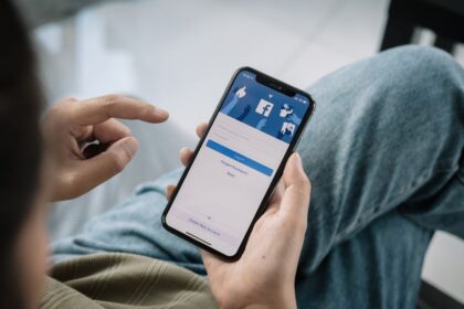 Sự Tiến Hóa của Mạng Xã Hội: Từ Earned Media đến Paid Media