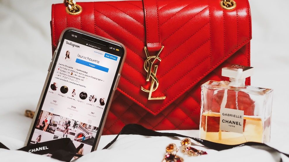  Thay Đổi Chiến Lược Bán Hàng trên Instagram: Ảnh Hưởng Đến Thương Hiệu Thời Trang và Mỹ Phẩm